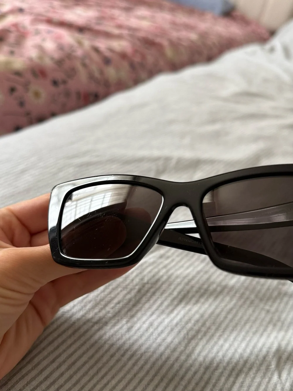 Saint Laurent Black Cat-Eye Sunglasses with Tinted Lenses